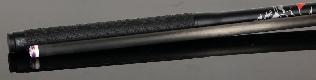 Bull Carbon Insane Air Jump Cue with Multi-Zone Sport Grip Wrap - Image 3