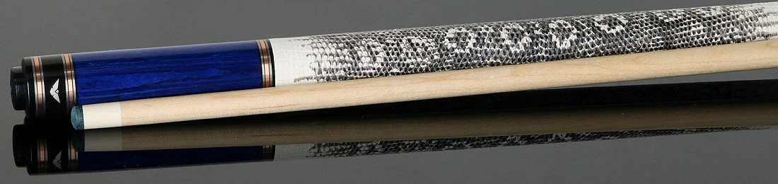 Cueroc Galaxy 4 Blue Stained Dymond Wood Cue with Ring-Tailed Lizard Wrap - Image 3