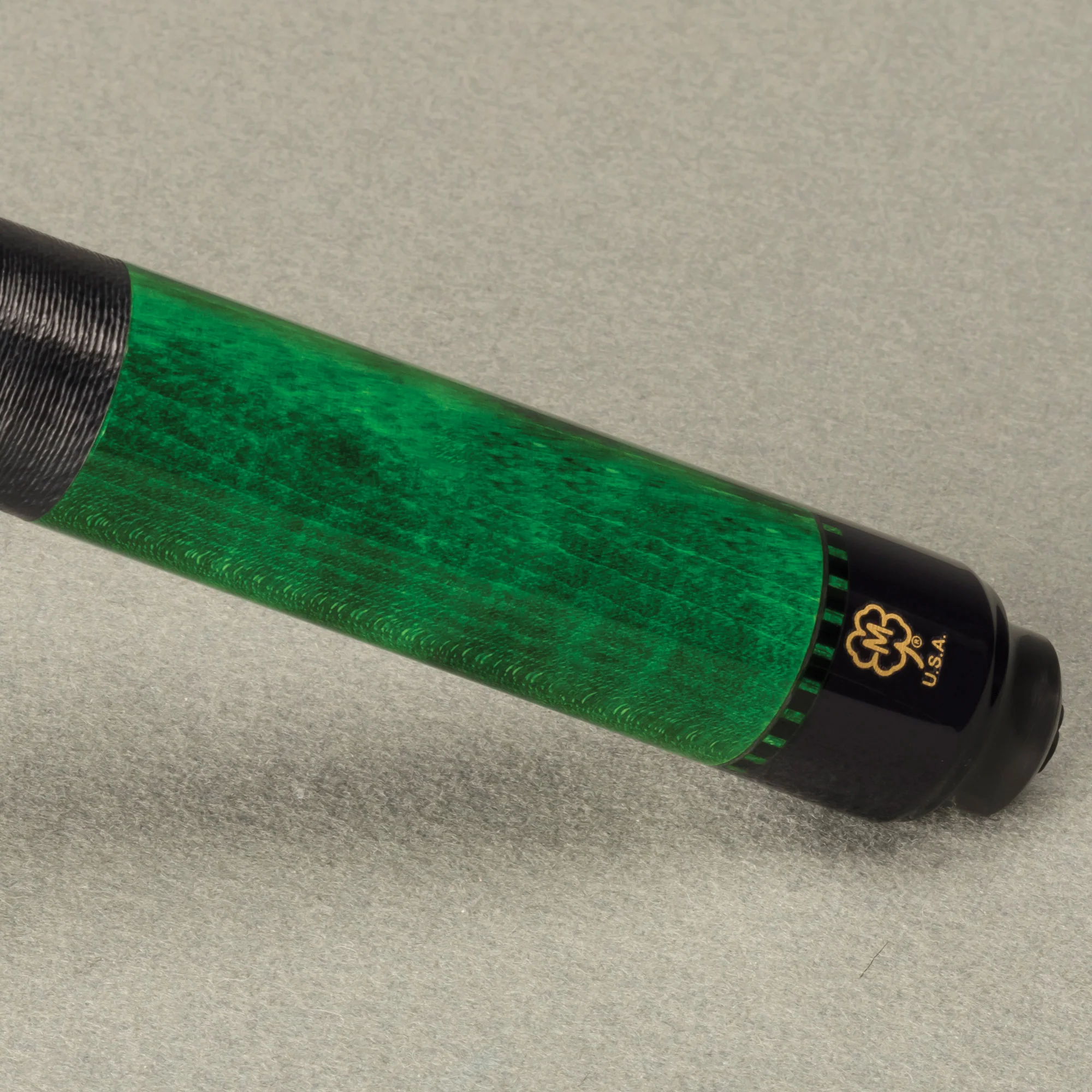 McDermott G Core Series Emerald Green Stained Maple Play Cue with Irish Linen Wrap - Image 5