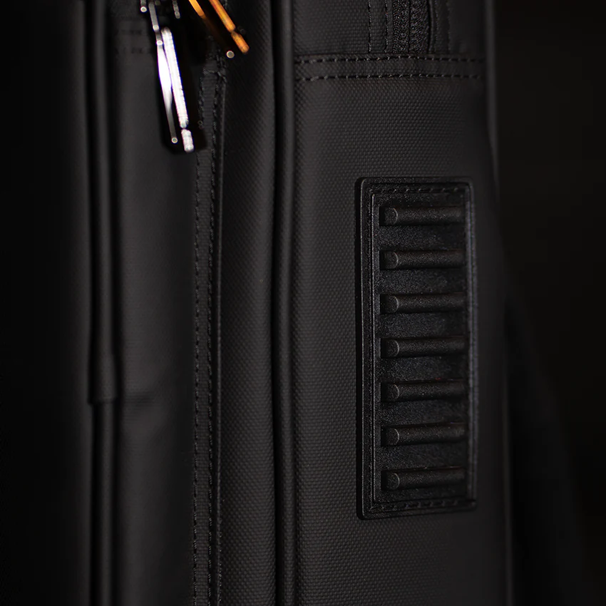 TACTiQ Expedition Series Black 4X4 Butterfly Soft Case - Image 5